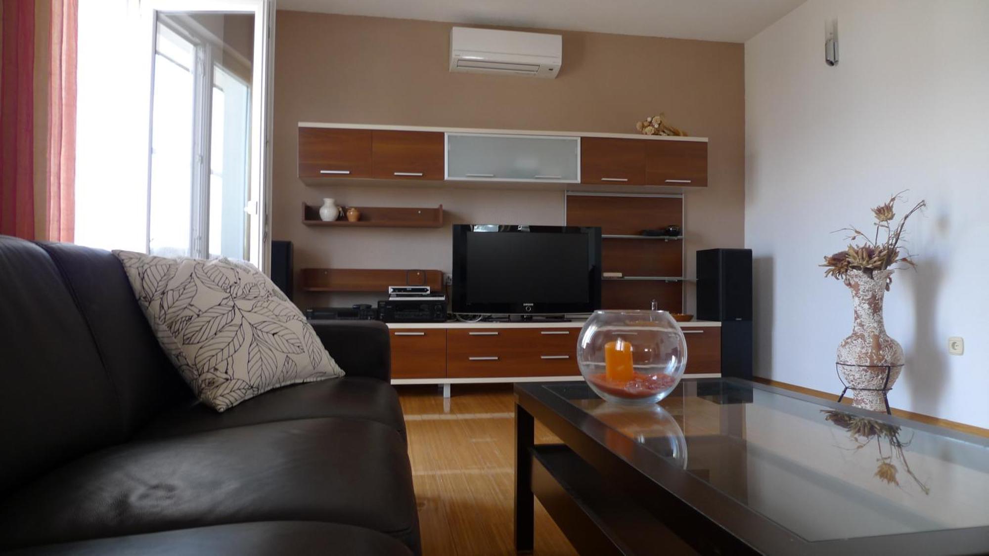 Apartments Tonka トロギール 部屋 写真