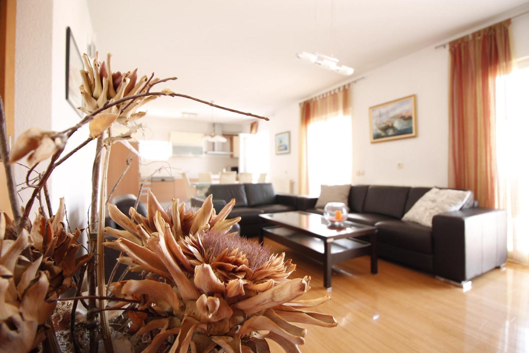 Apartments Tonka トロギール 部屋 写真